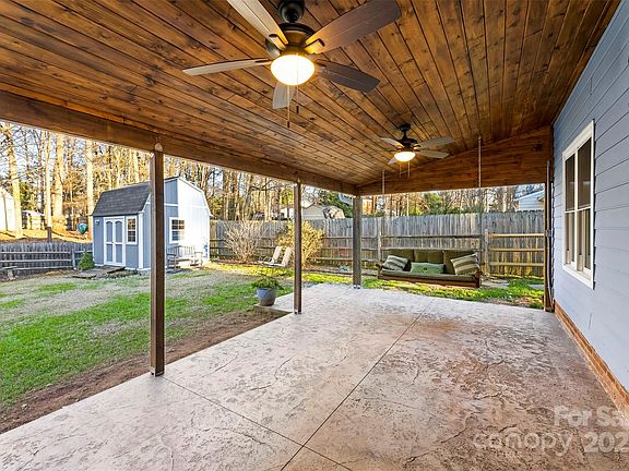 2nd image of 11001 Gladewater Dr