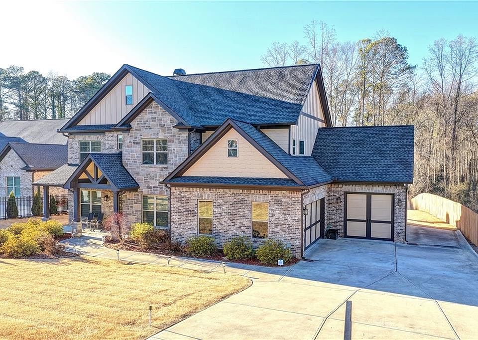 1st image of 704 Rock Springs Rd