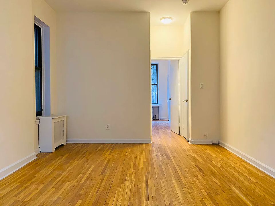 2nd image of 204 W 98th St APT 1H