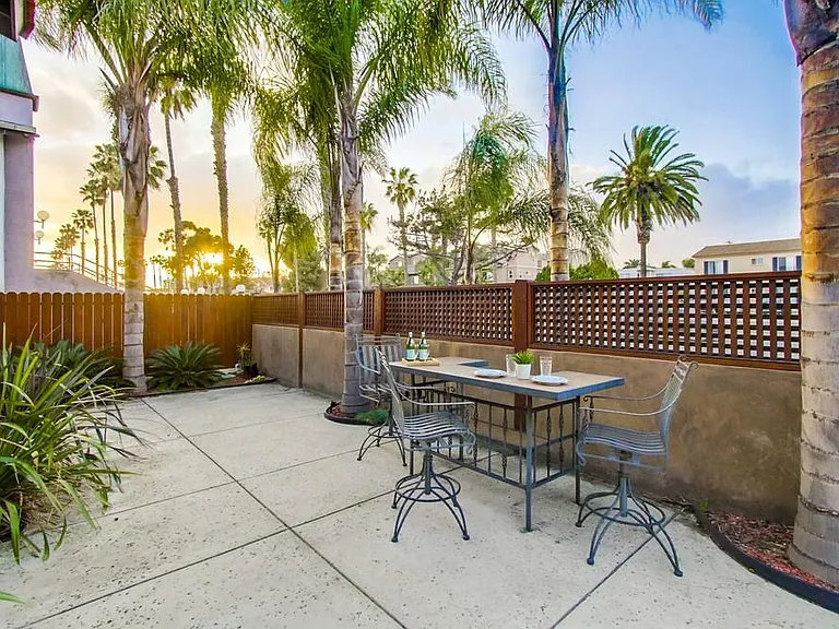 1753 Grand Ave #A — Photo 52