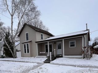 112 E Washington St, Shell Rock, IA 50670