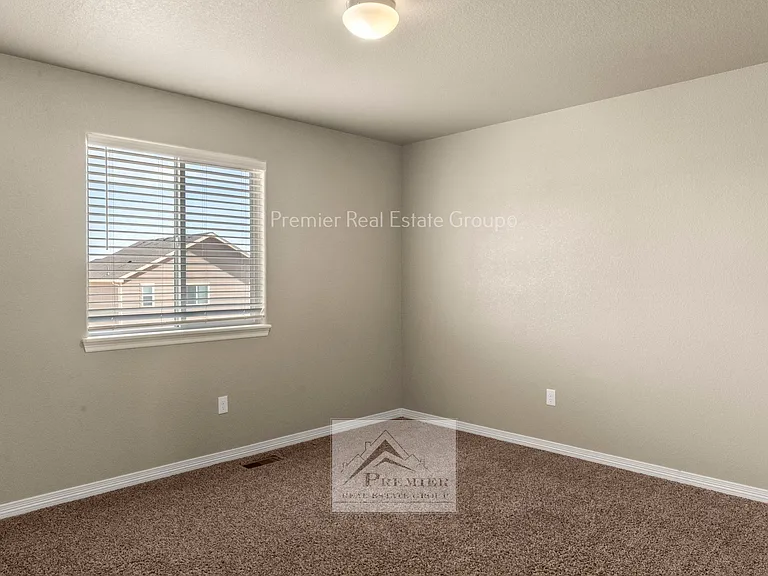 6105 Fiddle Way — Photo 16