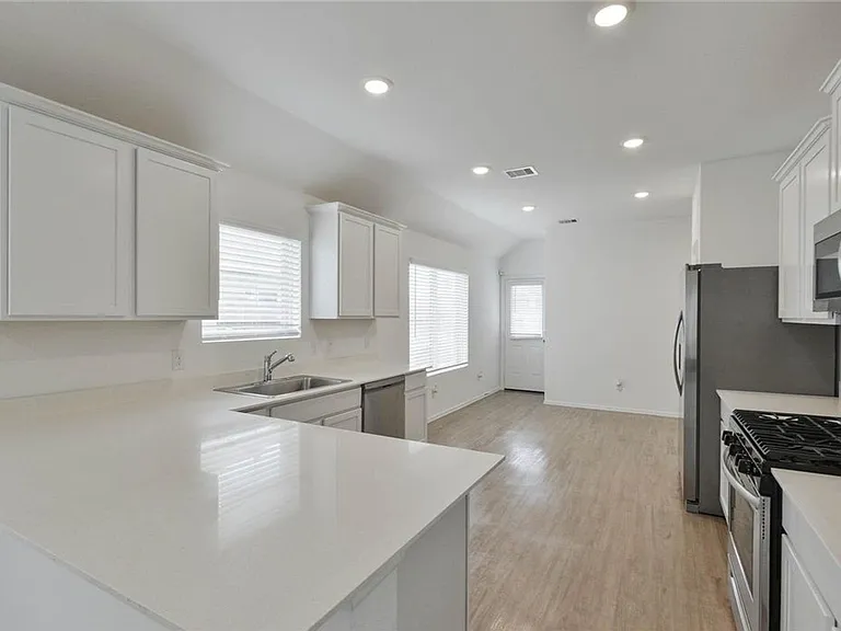 20840 Cropani Shadow Dr — Photo 12