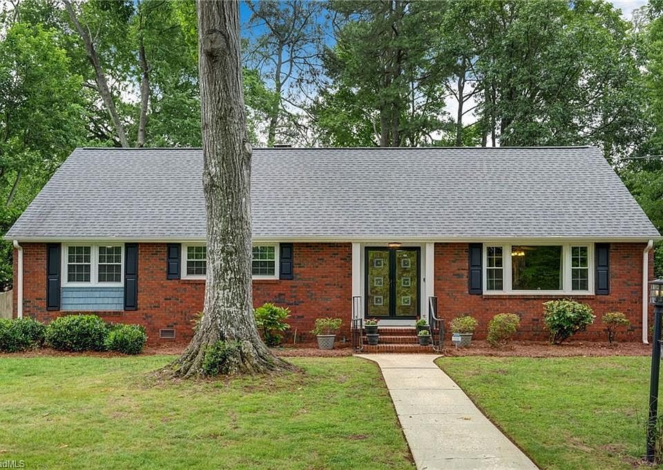 1st image of 1000 Meade Dr