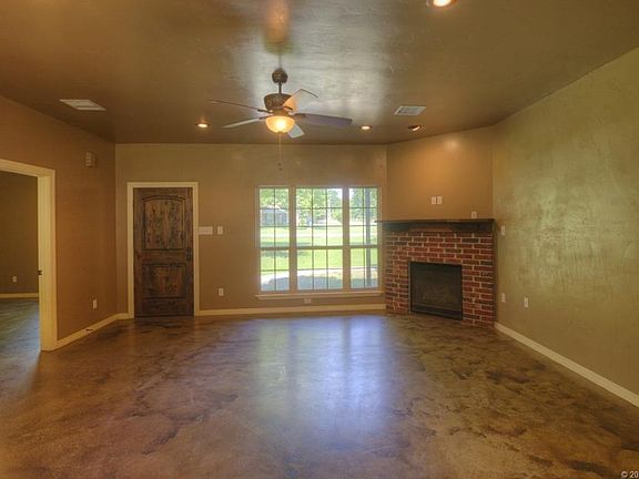 5th image of 9708 Quarterhorse Dr