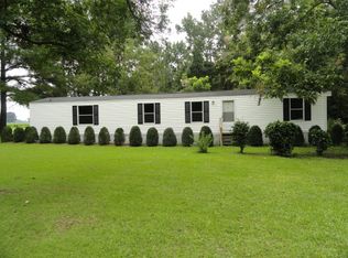 432 Whitfield Rd, Mount Olive, NC 28365