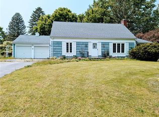 95 Church Hill Rd, Henrietta, NY 14467