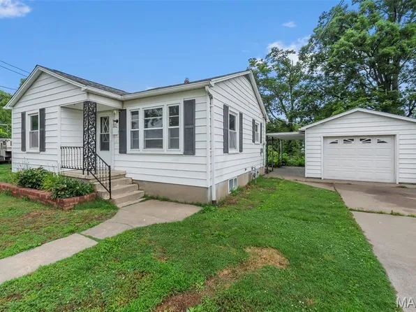 814 Star St, Perryville, MO 63775