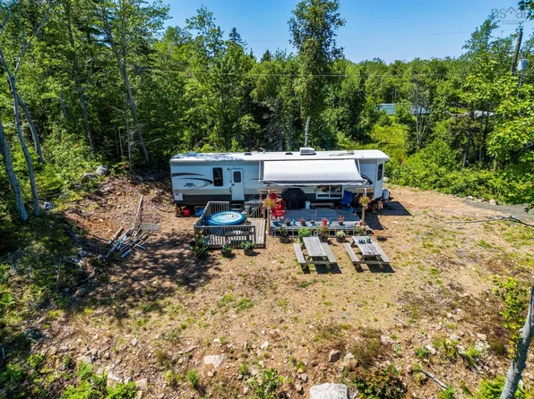 33 Acorn Ln, Lake La Rose, NS B0S 1A0