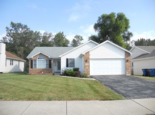 251 Hillcrest Ln, Steger, IL 60475