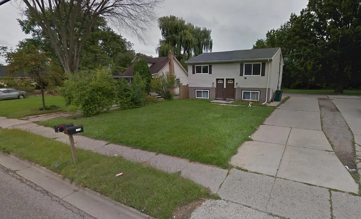 2 bed, 780 sqft, $950 — Photo 1