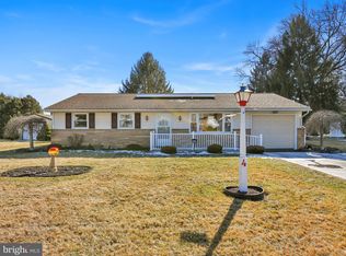 4 Colonial Ave, Myerstown, PA 17067
