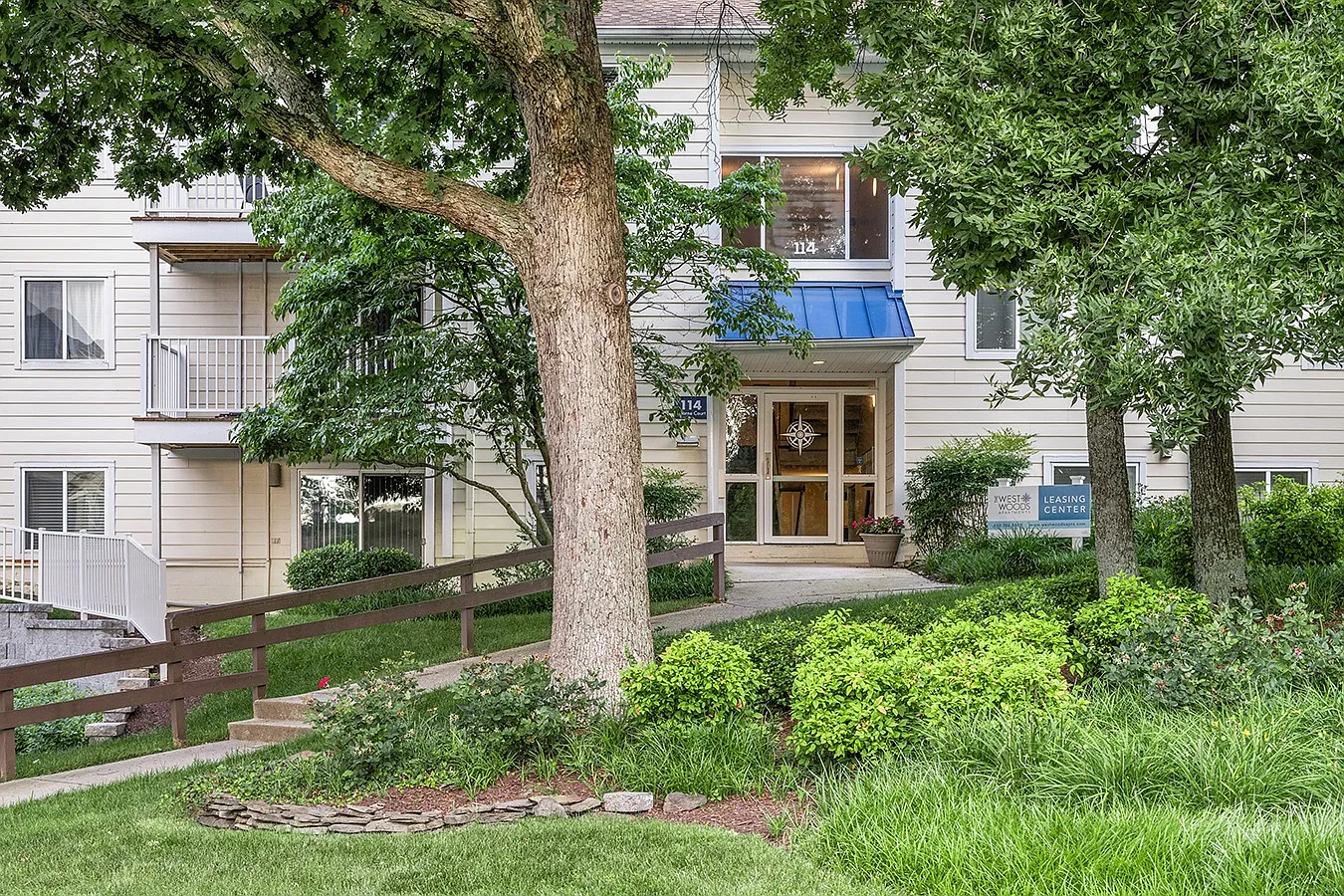 West Woods Apartments — Photo 1