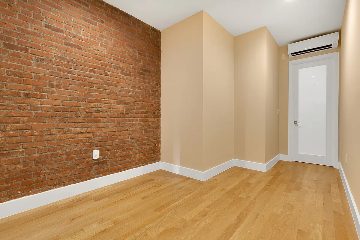 Building Photo - 400 W 56th St #3D
