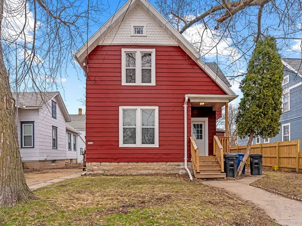 506 E Parkway Ave, 506 E Parkway Ave #A, Oshkosh, WI 54901