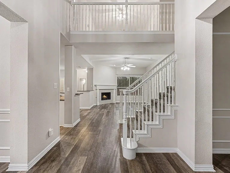 6881 Baird Dr — Photo 5