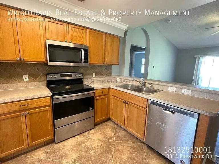 13314 Prestwick Dr — Photo 12