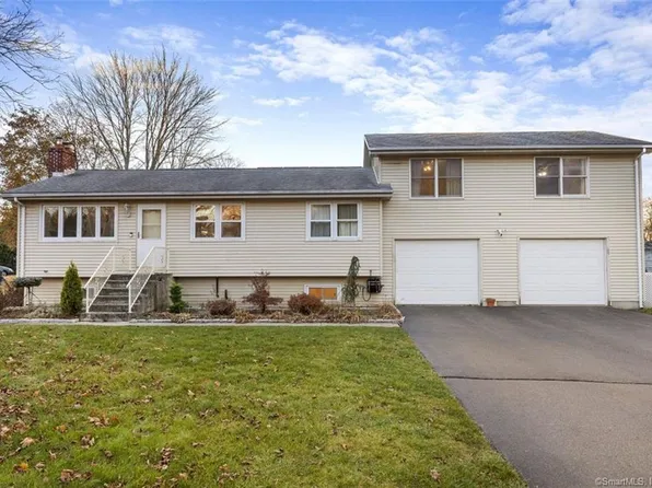 44 Ansonia Drive, North Haven, CT 06473