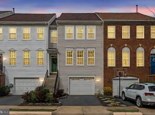 7823 Desiree St, Alexandria, VA 22315