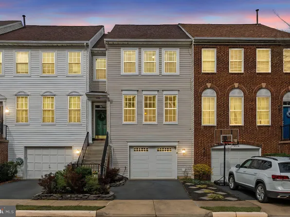 7823 Desiree St, Alexandria, VA 22315