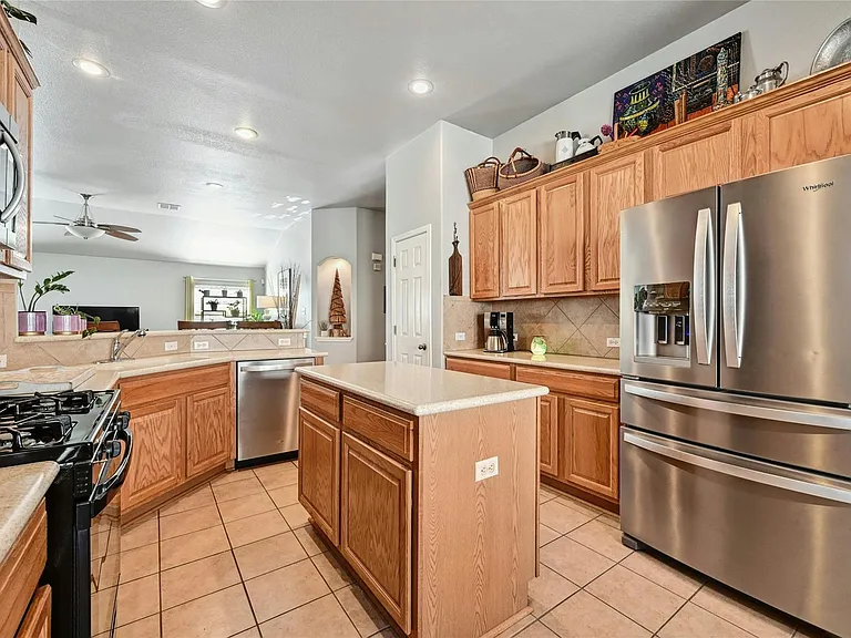 932 Great Sand Dunes Ave — Photo 9