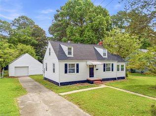 21 Greenbrier Rd, Portsmouth, VA 23707