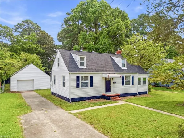 21 Greenbrier Rd, Portsmouth, VA 23707