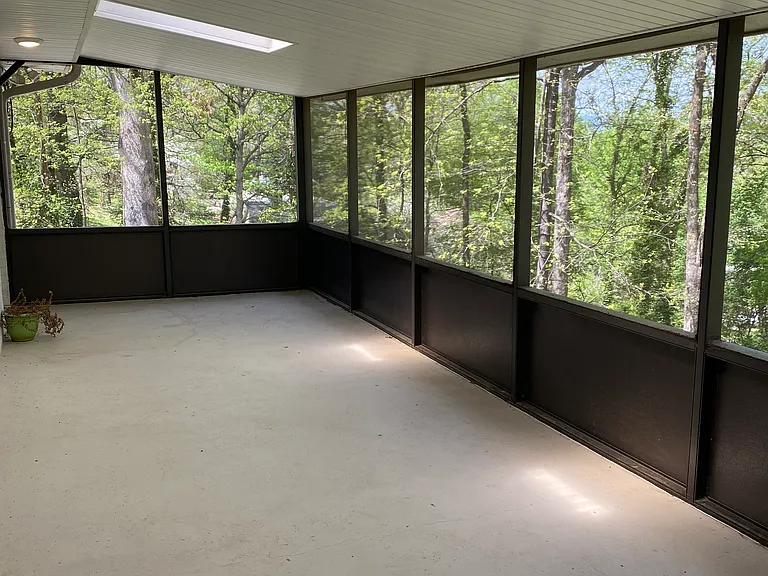 Private Screened in Deck with Seasonal Views