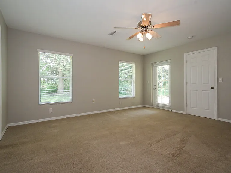2815 93rd Ct E — Photo 10