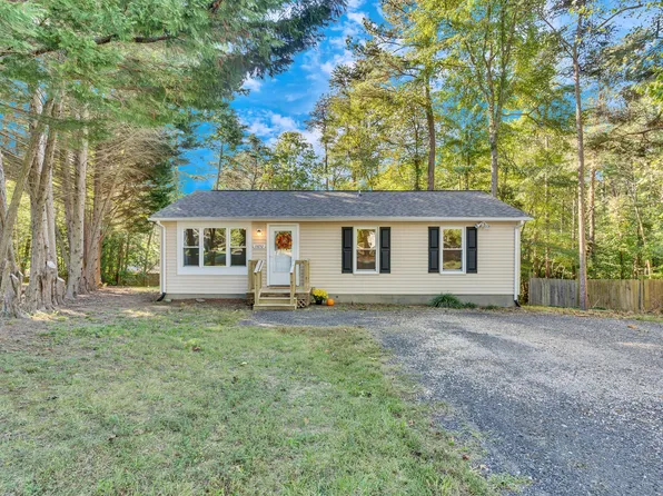 11652 Cowpoke Cir, Lusby, MD 20657