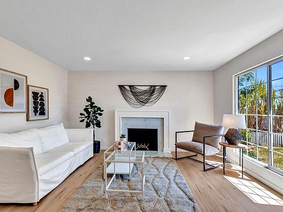 5th image of 35942 Newark Boulevard