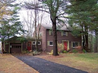 28 Laws Ln, Stow, MA 01775