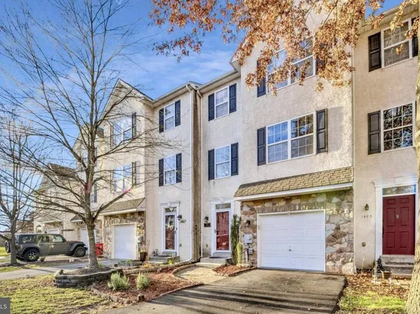 1471 Laura Ln, Pottstown, PA 19464