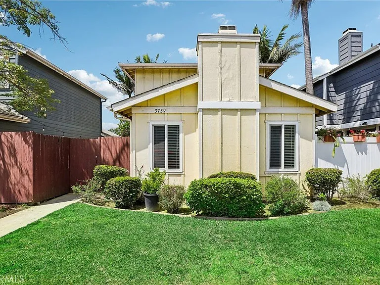 3739 Countryside Ln — Photo 11