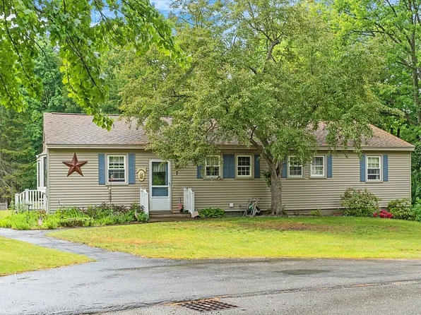 7 Fairview Park, Ashburnham, MA 01430