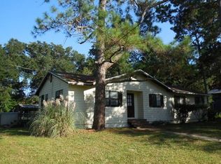 3817 Peck Rd, Green Cove Springs, FL 32043