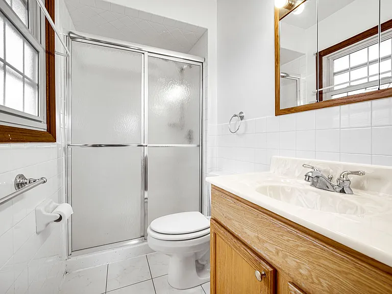541 S Warrington Rd — Photo 16