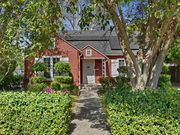 3030 San Emidio St, Bakersfield, CA 93304