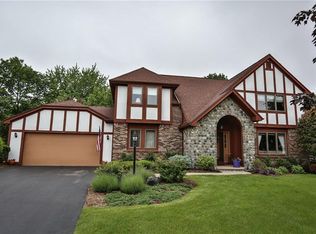 647 Northlight Cir, Webster, NY 14580