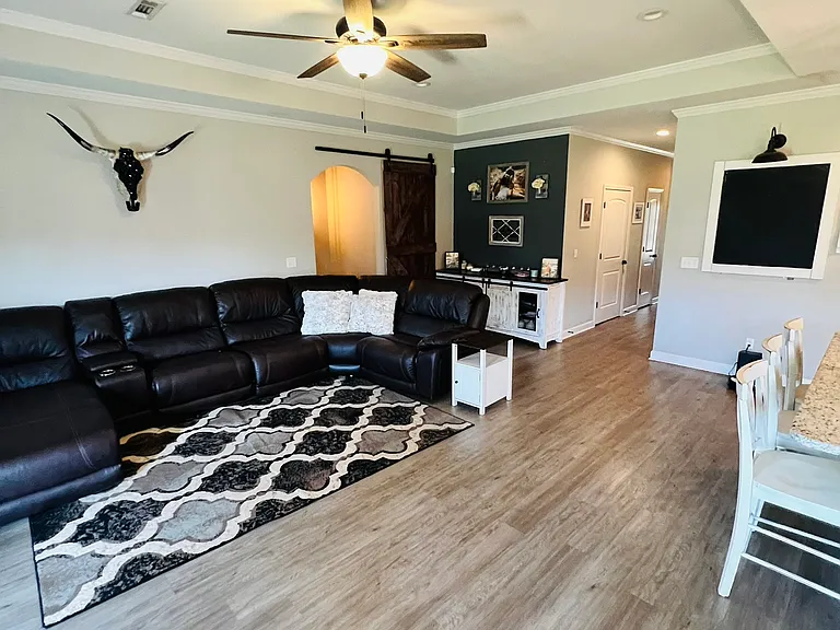 1380 Battles Rd — Photo 4