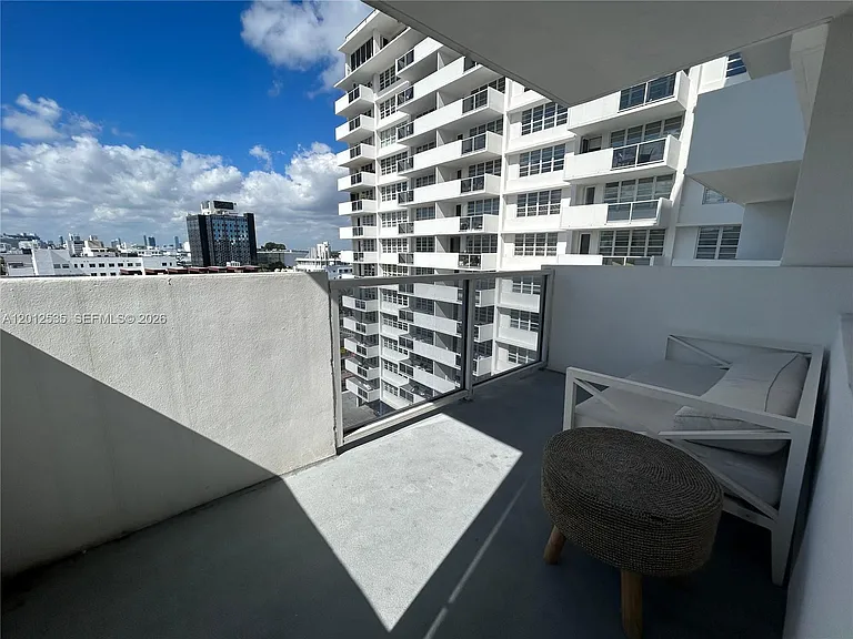 100 Lincoln Rd #922 — Photo 9