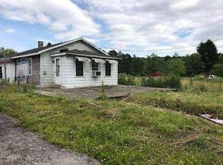 3466 Dixonville Rd, Marion Center, PA 15759
