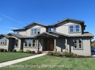 1675 NW Hemlock Ave, Redmond, OR