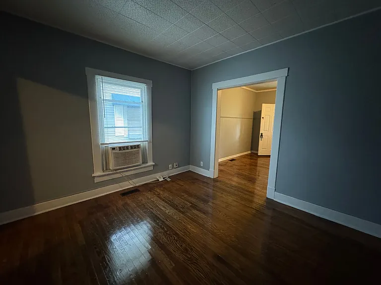 1354 N Olney St — Photo 7