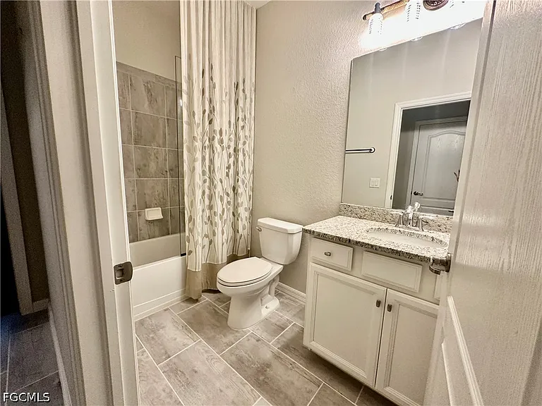 12952 Broomfield Ln — Photo 12