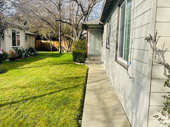 3rd image of 5516 & 5520 Carmela Way #69521A52