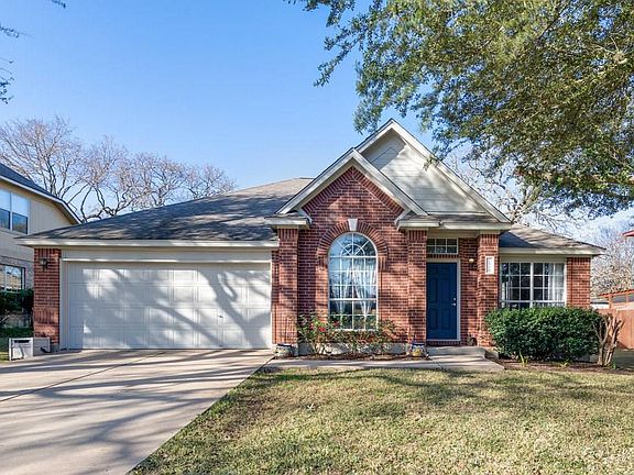 2nd image of 2809 Oakwood Glen Dr