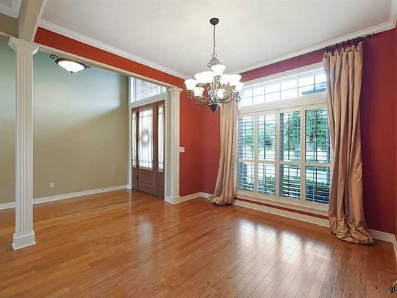 3rd image of 2131 Evansburg Ln