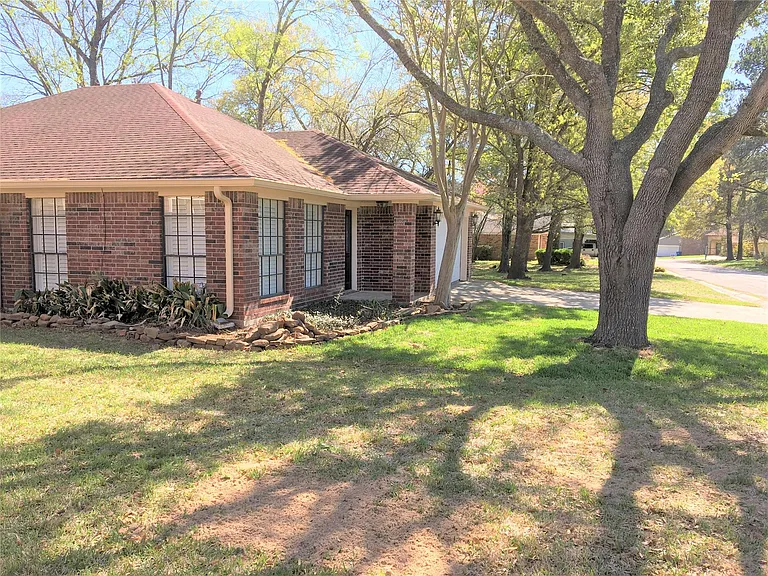 12944 Orion Ct — Photo 3