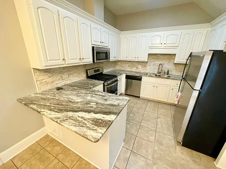 117 Kenzie Dr — Photo 15